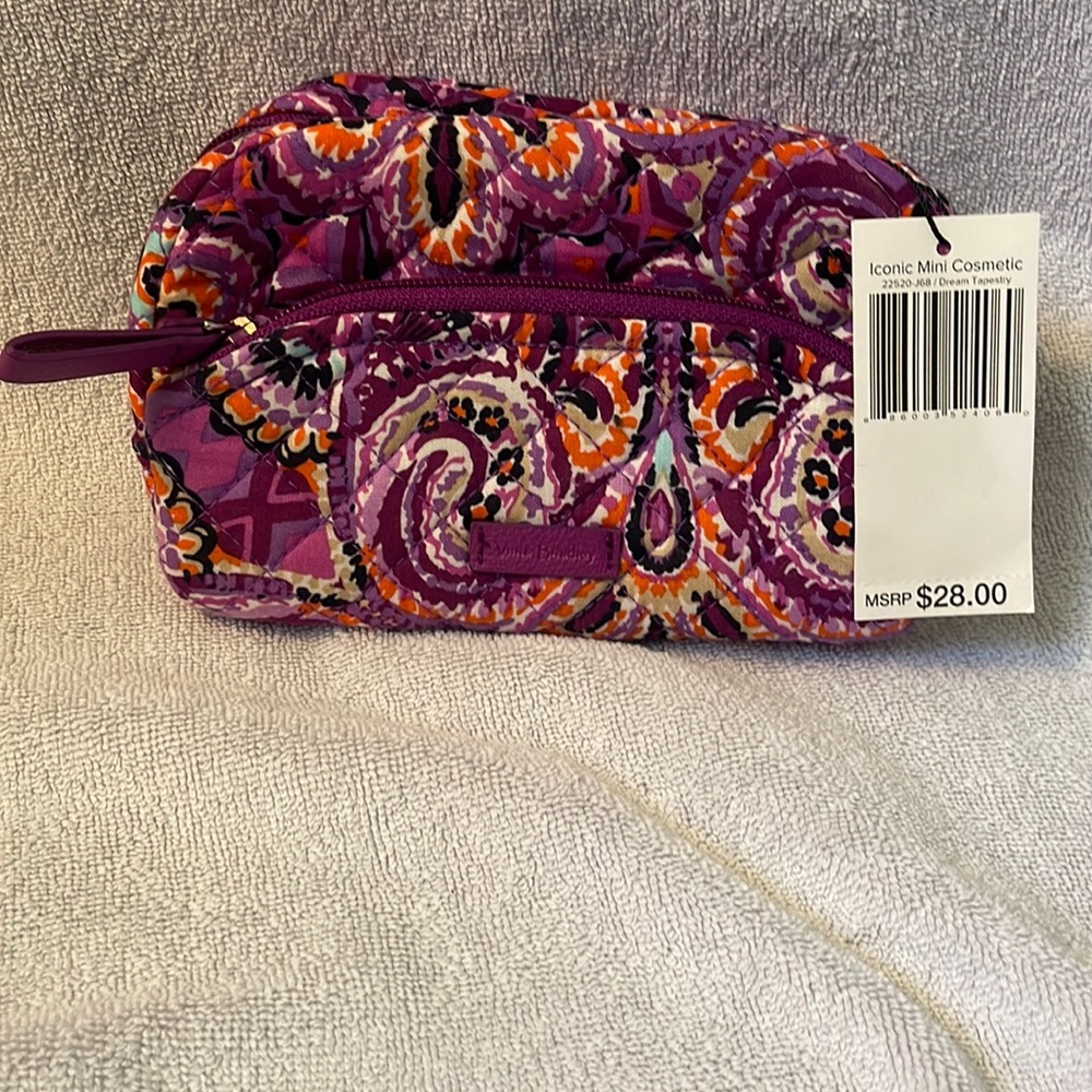 Vera Bradley Mini Cosmetic.  RETIRED Pattern Dream Tapestry. NWT